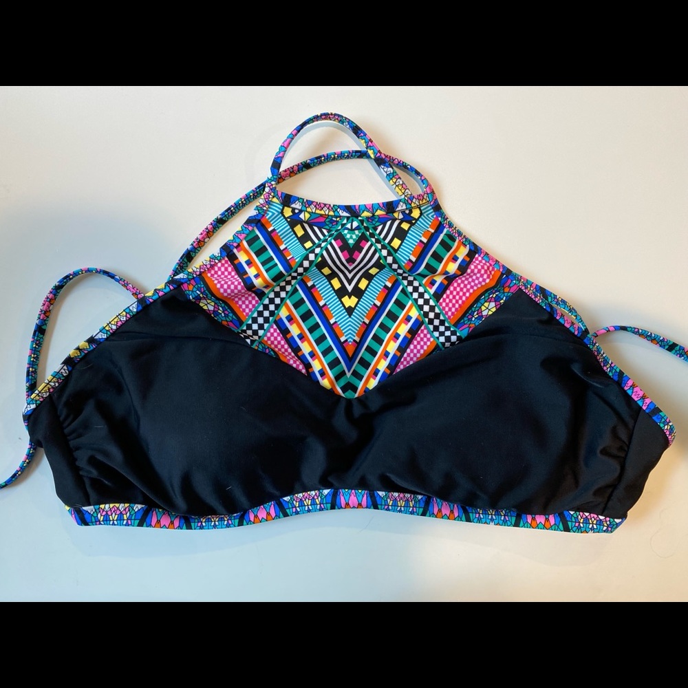 Jessica Simpson High Neck Bikini Top